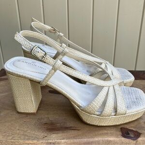 Bandolino heels cream 8m